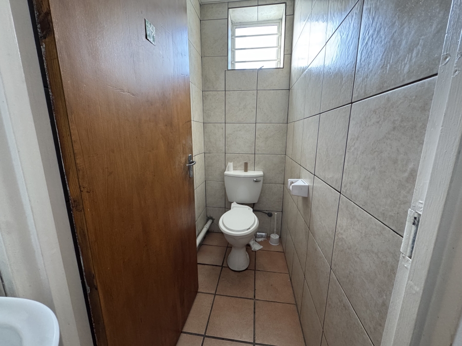 To Let commercial Property for Rent in Parklands Western Cape